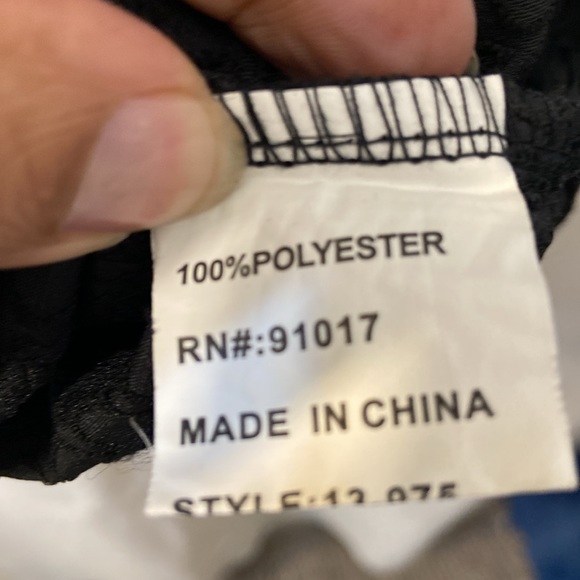 Woman’s Black Solitaire  Short Sleeve Fit and Flare Jewel Neck Dress Size Medium - Picture 5 of 9